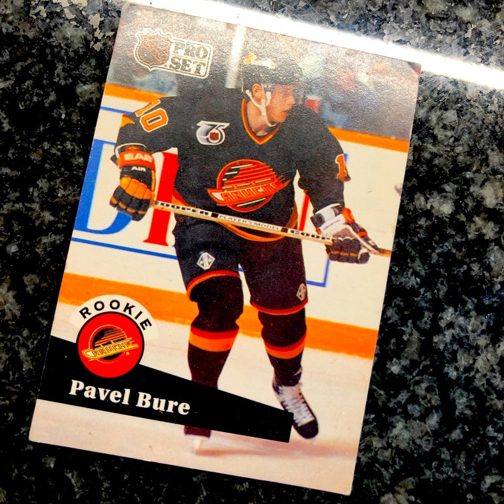 Pavel Bure Rookie Pro Set 1991 #564 collectible hockey card!!
